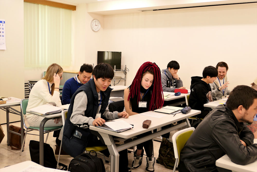 Studying abroad in Japan to become a flight attendant or an airport ground staff