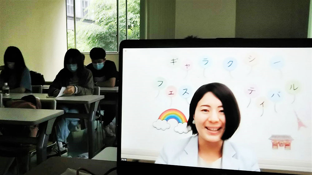 Tokyo Galaxy students present their video works at The Galaxy Festival