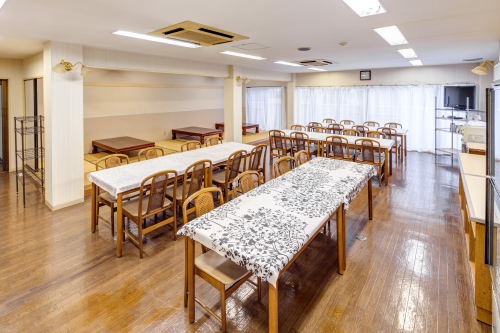 共立原木中山女子学生学生会館